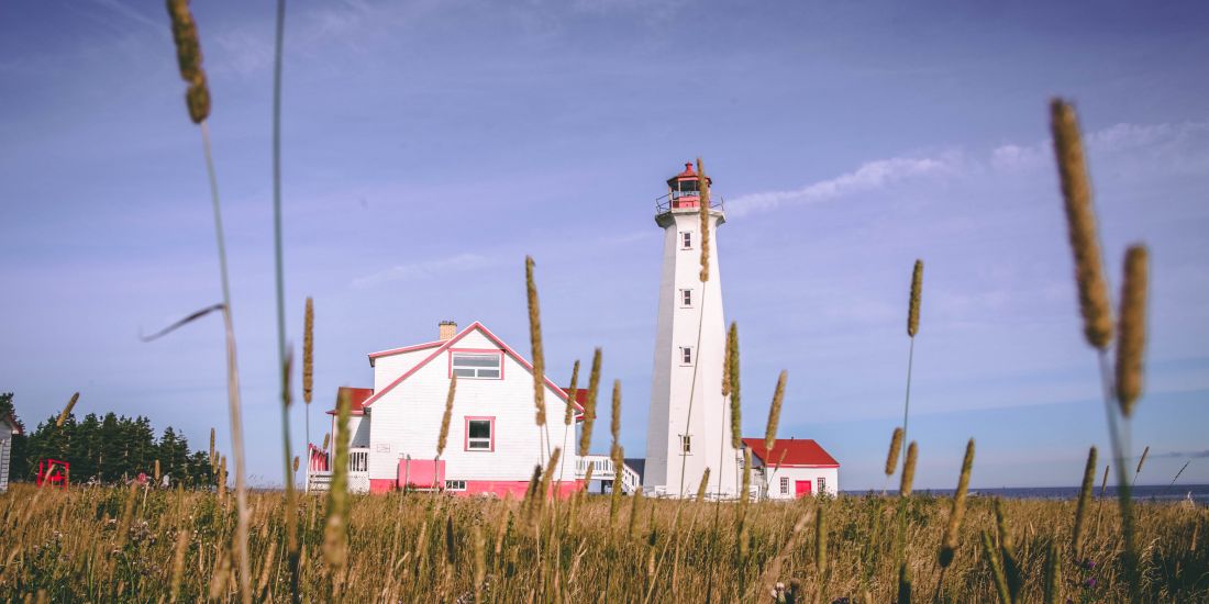Phare/Lighthouse - Pourvoirie Lac Geneviève d’Anticosti